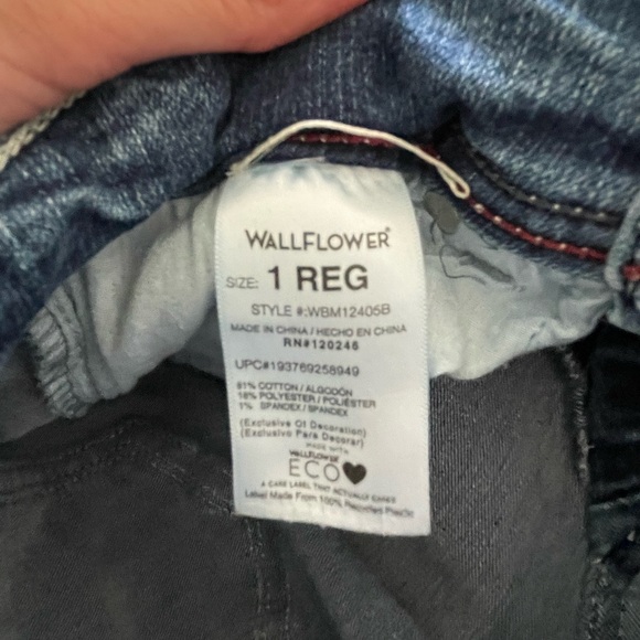 Wallfower jeans - Picture 3 of 3